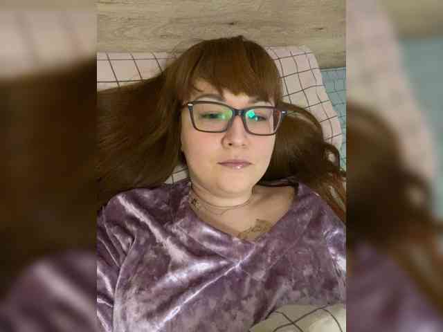 QueenFoxyLiza webcam