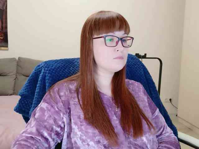 QueenFoxyLiza webcam