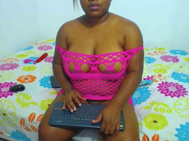 shirlyhotxx webcam