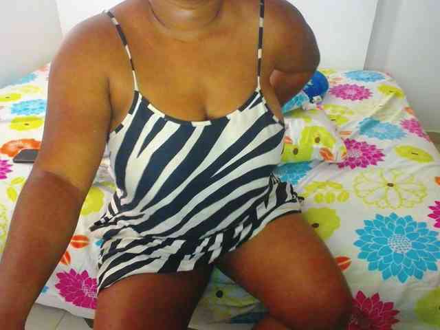 shirlyhotxx webcam