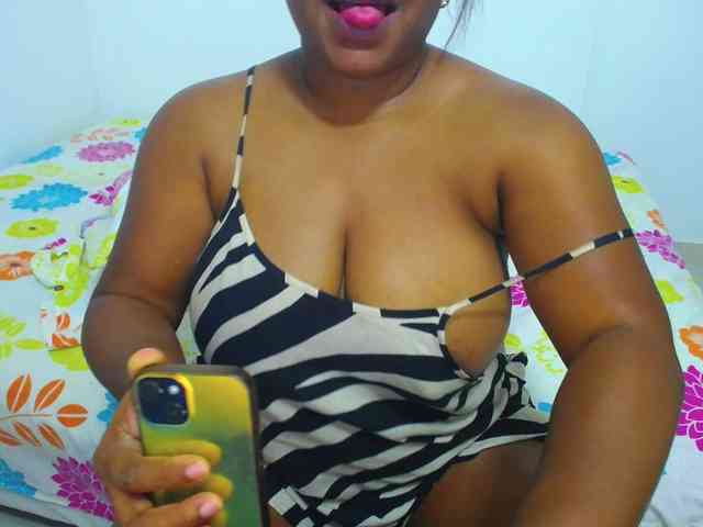 shirlyhotxx webcam
