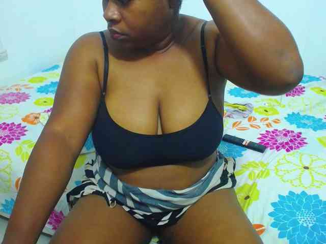 shirlyhotxx webcam