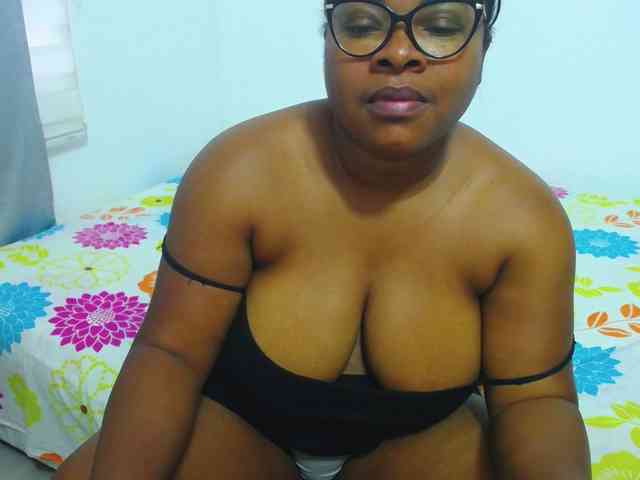 shirlyhotxx webcam