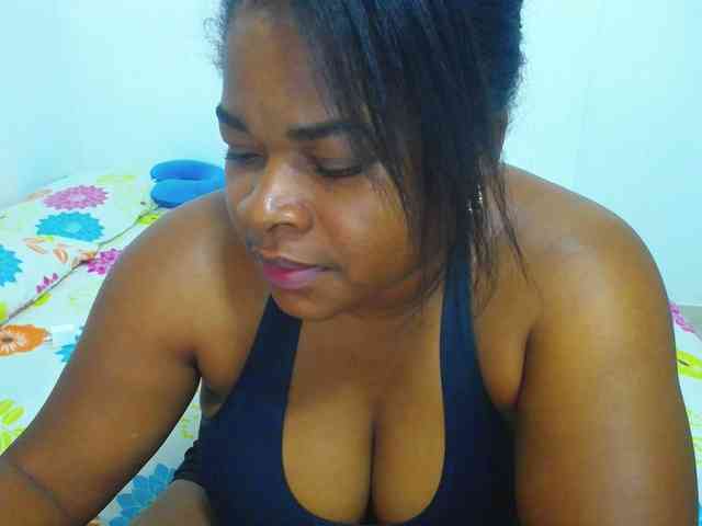 shirlyhotxx webcam