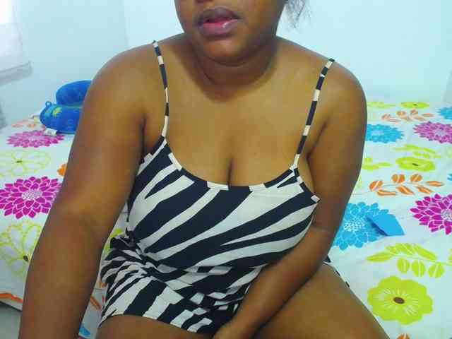 shirlyhotxx webcam