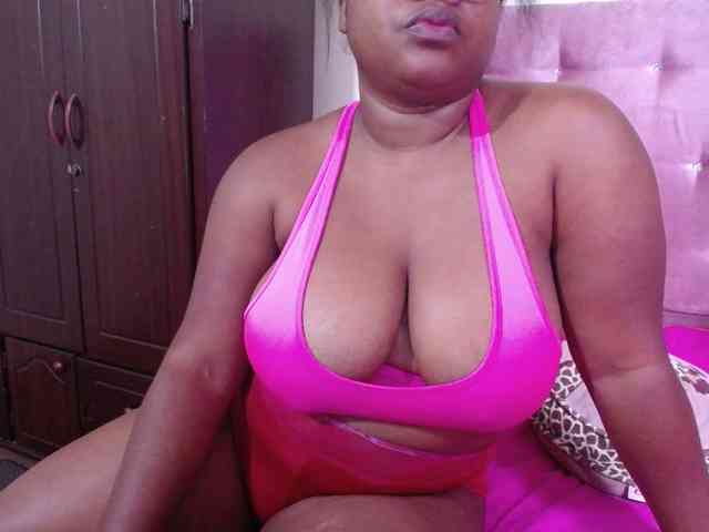 shirlyhotxx webcam