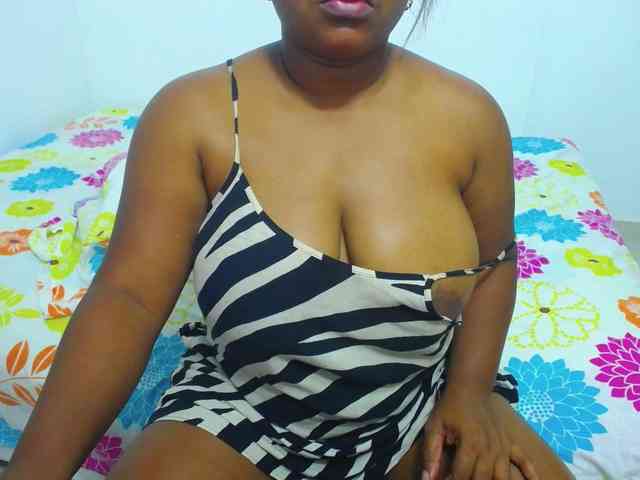 shirlyhotxx webcam