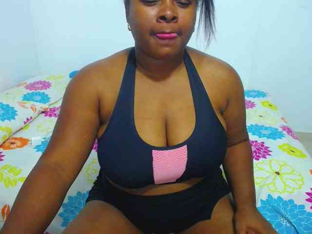 shirlyhotxx webcam
