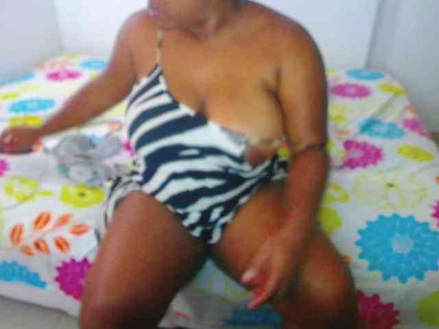 shirlyhotxx webcam