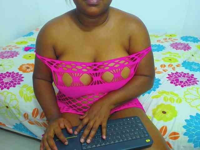 shirlyhotxx webcam