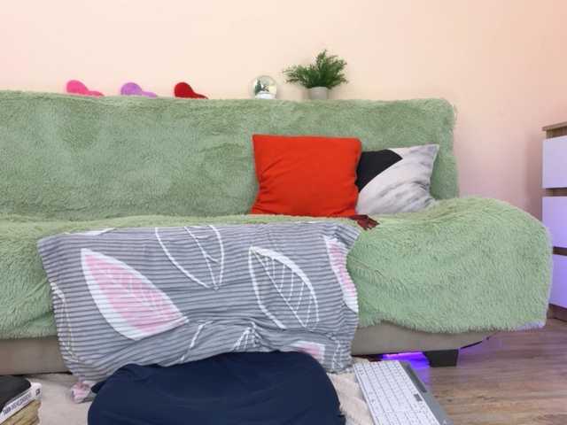 DucksInSlipps's BongaCams show and profile