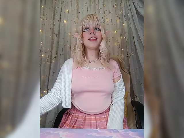 -Marcelline's BongaCams show and profile