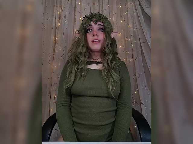 -Marcelline's BongaCams show and profile