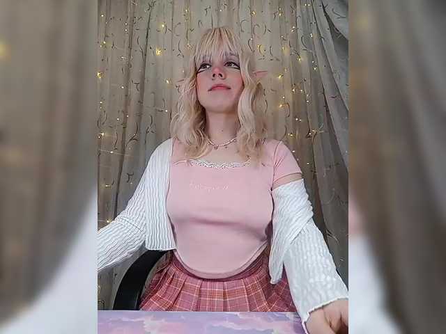 -Marcelline's BongaCams show and profile