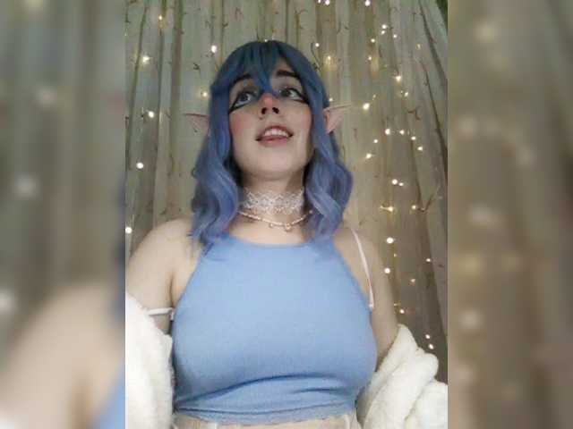 -Marcelline's BongaCams show and profile