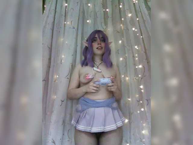 -Marcelline's BongaCams show and profile