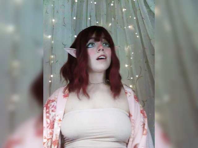 -Marcelline's BongaCams show and profile