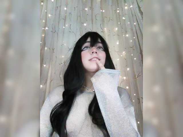 -Marcelline's BongaCams show and profile