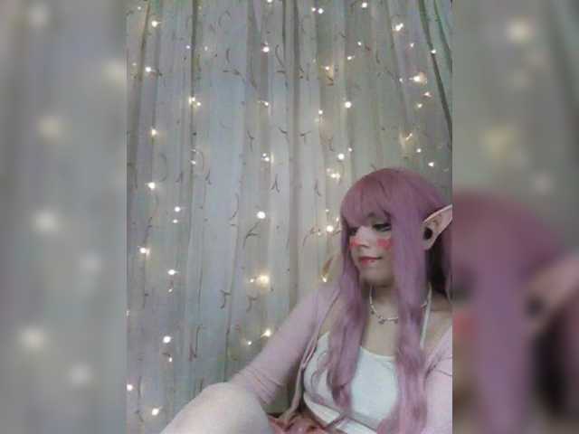 -Marcelline's BongaCams show and profile