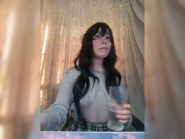 -Marcelline's BongaCams show and profile