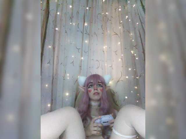 -Marcelline's BongaCams show and profile