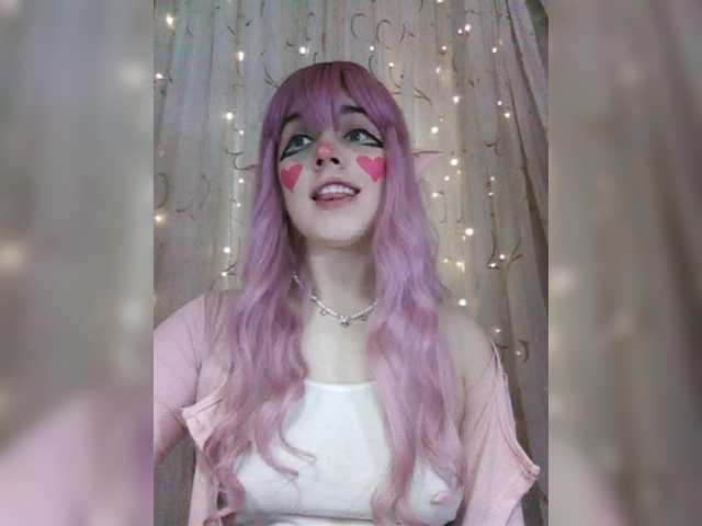 -Marcelline's BongaCams show and profile