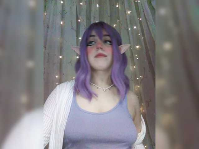 -Marcelline's BongaCams show and profile