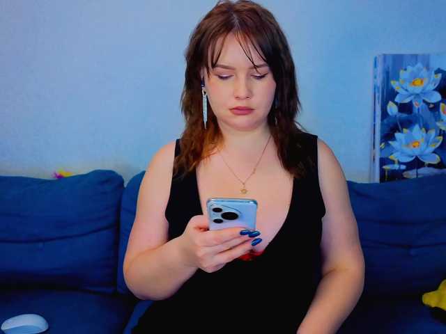 Katniss-K's BongaCams show and profile