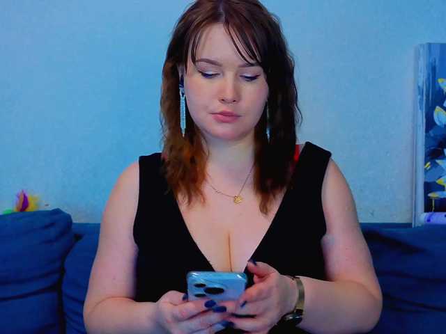 Katniss-K's BongaCams show and profile