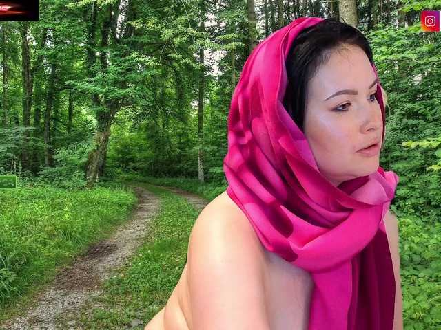  Katniss-K chat room