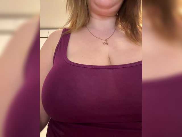 Katniss-K's BongaCams show and profile