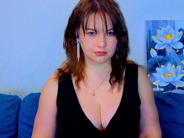 Katniss-K's BongaCams show and profile