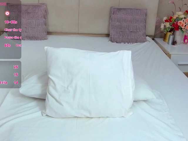 MatureVivian's BongaCams show and profile