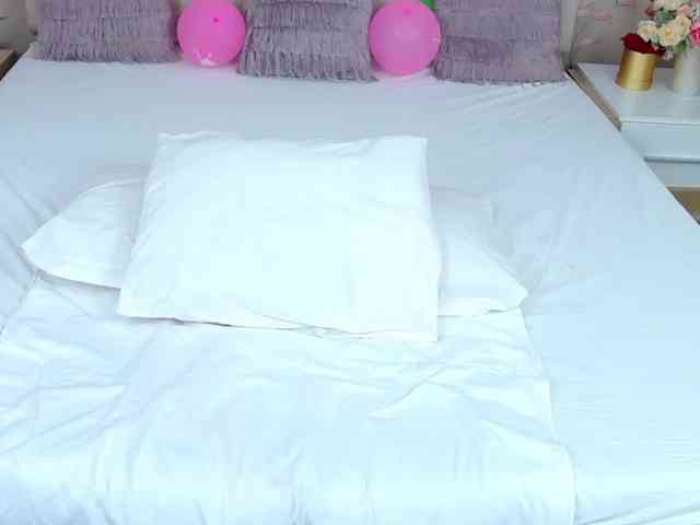 MatureVivian webcam