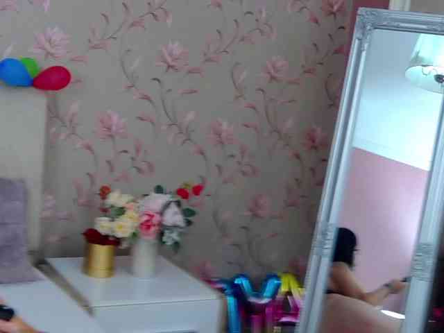 MatureVivian webcam