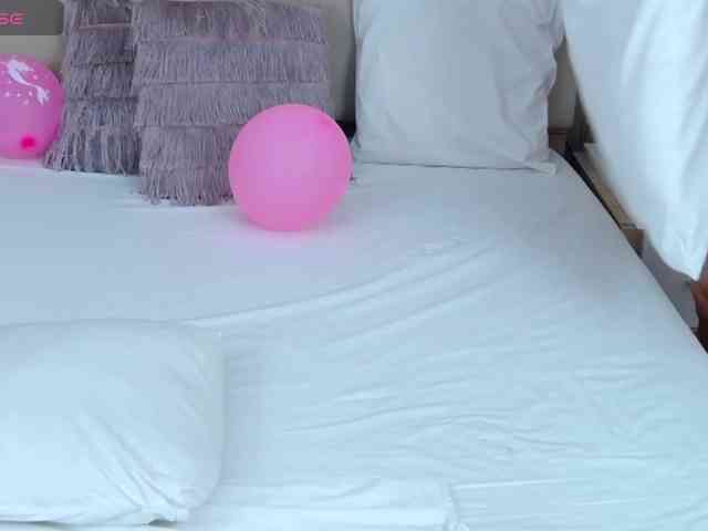 MatureVivian webcam