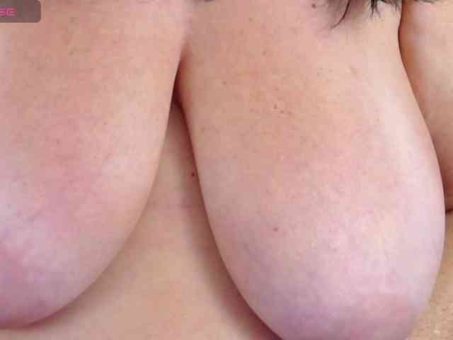 MatureVivian webcam
