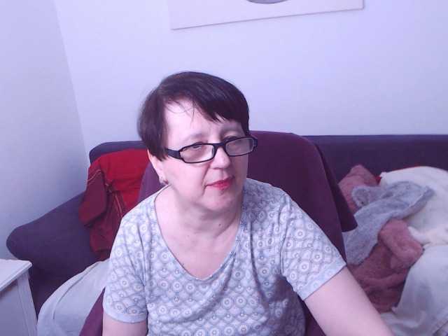 ChristaRose's BongaCams show and profile