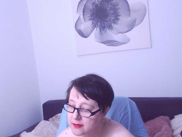 ChristaRose's BongaCams show and profile