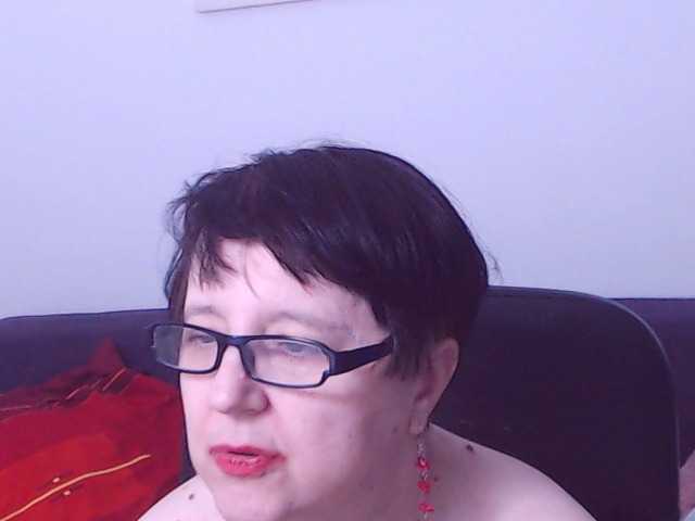 ChristaRose's BongaCams show and profile