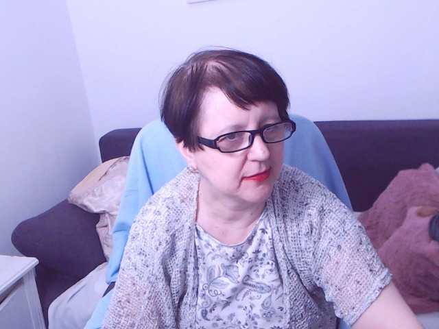 ChristaRose's BongaCams show and profile