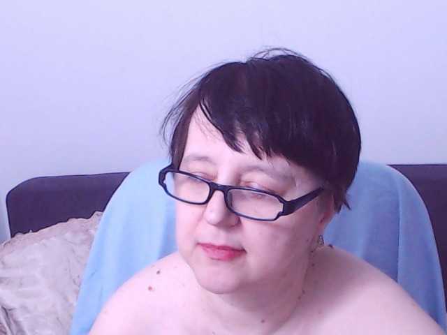 ChristaRose's BongaCams show and profile