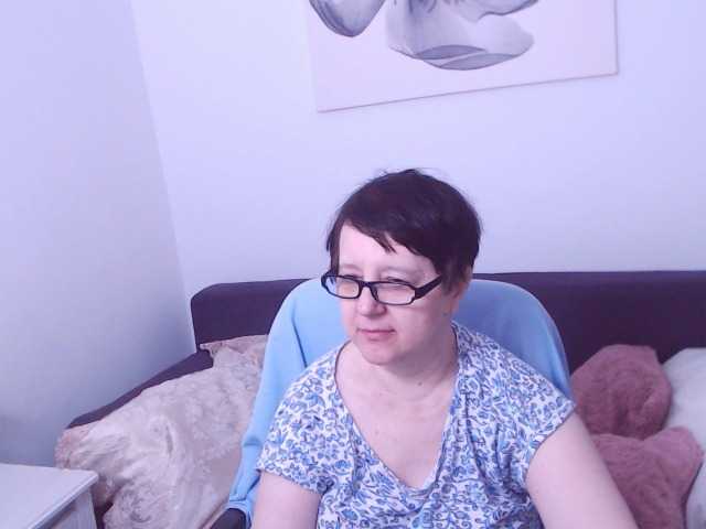 ChristaRose's BongaCams show and profile