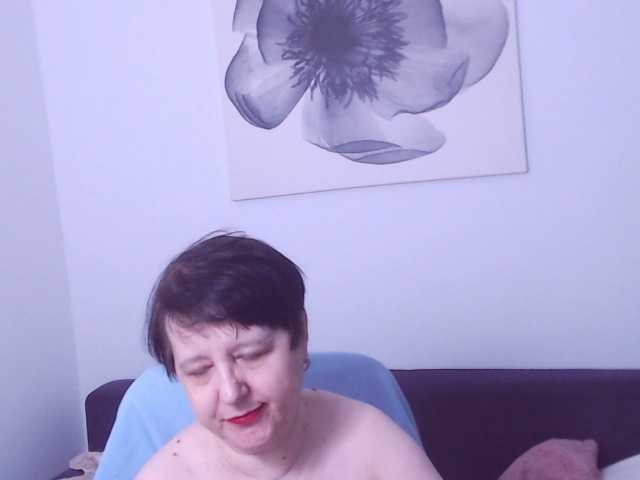 ChristaRose's BongaCams show and profile