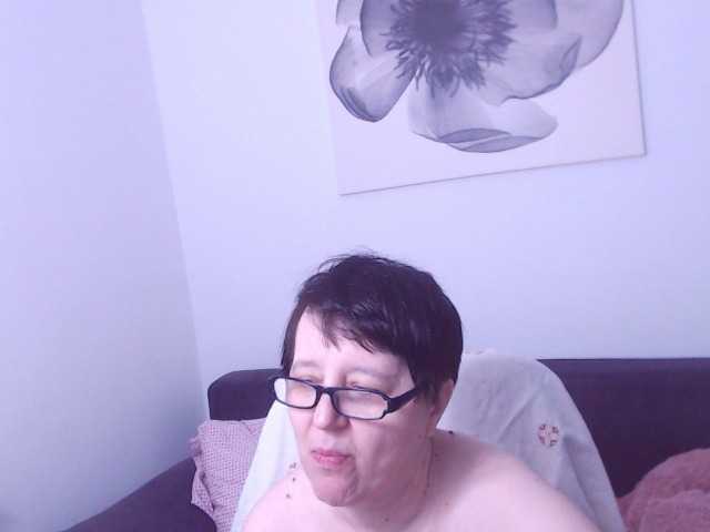 ChristaRose's BongaCams show and profile