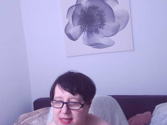 ChristaRose's BongaCams show and profile