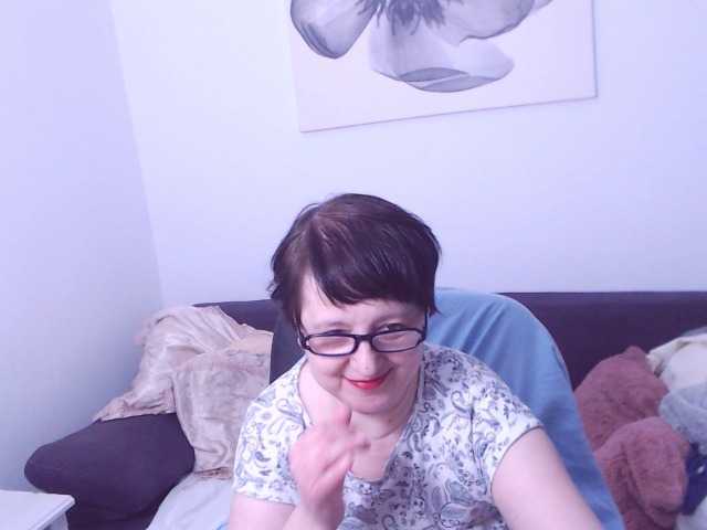 ChristaRose's BongaCams show and profile