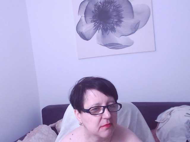 ChristaRose's BongaCams show and profile