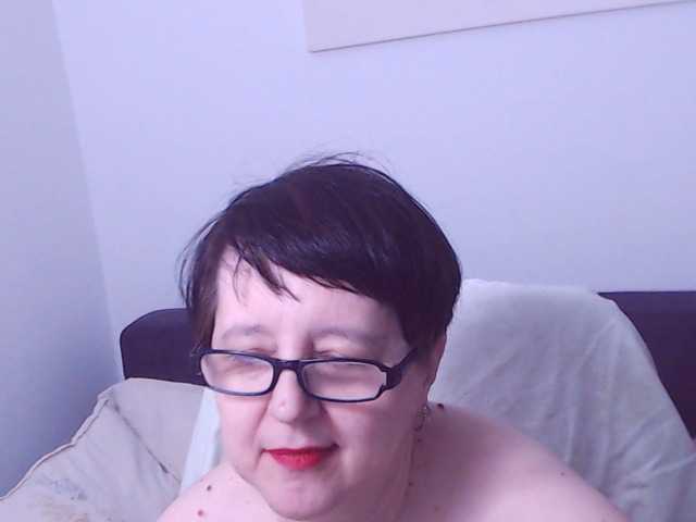 ChristaRose's BongaCams show and profile