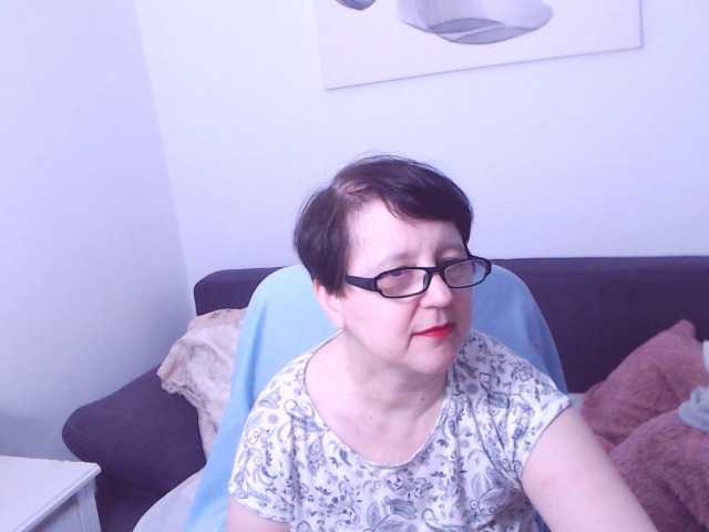 ChristaRose's BongaCams show and profile